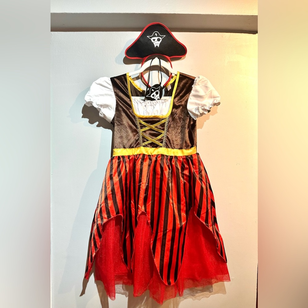 Girl Pirate Halloween custom